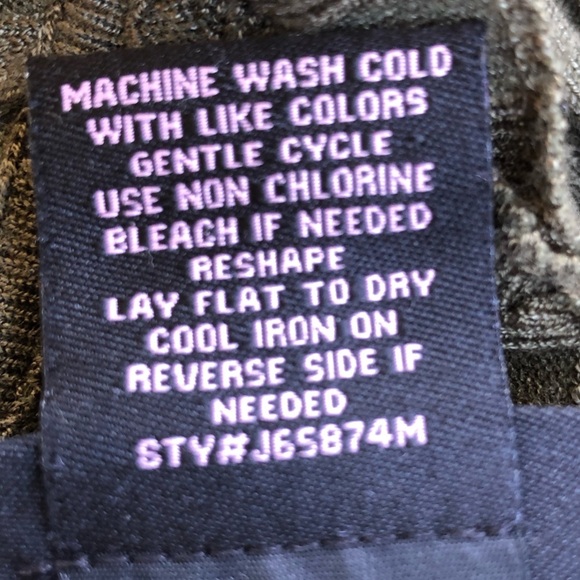 Hooked Up Olive Green Long Sleeve Cold Shoulder Ribbed Stretchy Sweater Size L - Picture 4 of 4